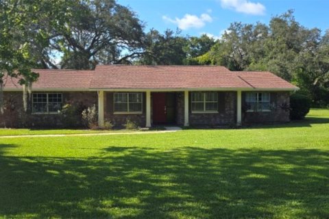 Casa en alquiler en Tampa, Florida, 3 dormitorios, 155.89 m2 № 1916307 - foto 1