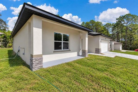 House in Citrus Springs, Florida 4 bedrooms, 168.71 sq.m. № 2395564 - photo 12