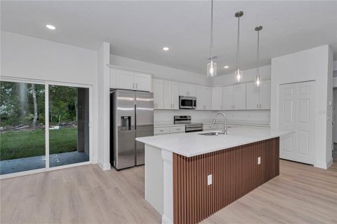 House in Citrus Springs, Florida 4 bedrooms, 168.71 sq.m. № 2395564 - photo 18