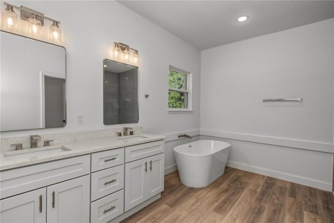 House in Citrus Springs, Florida 4 bedrooms, 168.71 sq.m. № 2395564 - photo 5