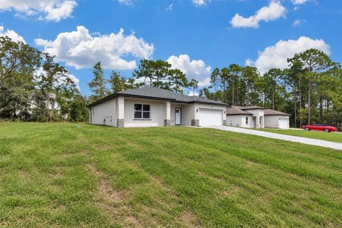House in Citrus Springs, Florida 4 bedrooms, 168.71 sq.m. № 2395564 - photo 8