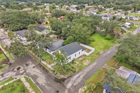 Villa ou maison à louer à Tampa, Floride: 2 chambres, 123.75 m2 № 2405047 - photo 18
