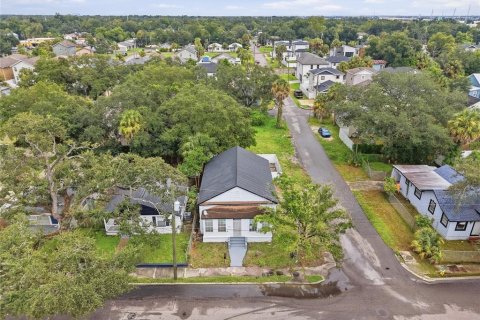 Villa ou maison à louer à Tampa, Floride: 2 chambres, 123.75 m2 № 2405047 - photo 17
