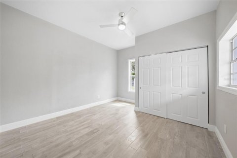Villa ou maison à louer à Tampa, Floride: 2 chambres, 123.75 m2 № 2405047 - photo 6