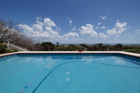 House in New Smyrna Beach, Florida 6 bedrooms, 358.88 sq.m. № 2165899 - photo 24