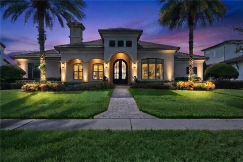House in Windermere, Florida 4 bedrooms, 387.31 sq.m. № 2390913 - photo 2