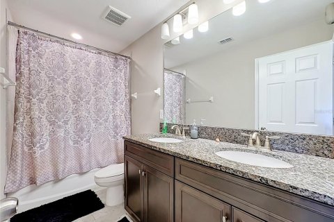 House in Wimauma, Florida 5 bedrooms, 331.29 sq.m. № 2238510 - photo 30