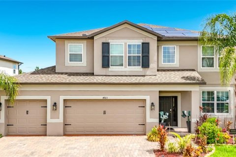 House in Wimauma, Florida 5 bedrooms, 331.29 sq.m. № 2238510 - photo 3