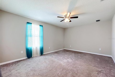 House in Wimauma, Florida 5 bedrooms, 331.29 sq.m. № 2238510 - photo 28