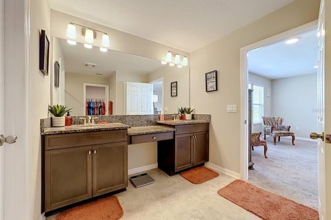 House in Wimauma, Florida 5 bedrooms, 331.29 sq.m. № 2238510 - photo 23