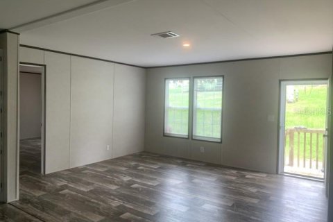 Apartamento en alquiler en Clermont, Florida, 4 dormitorios, 140.47 m2 № 2285281 - foto 3