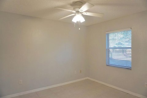 House in Lake Wales, Florida 3 bedrooms, 154.4 sq.m. № 2377861 - photo 18