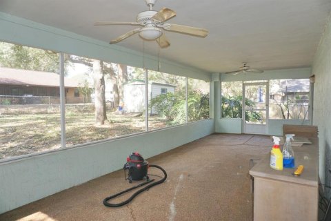 House in Lake Wales, Florida 3 bedrooms, 154.4 sq.m. № 2377861 - photo 25