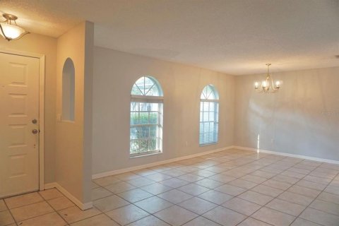 House in Lake Wales, Florida 3 bedrooms, 154.4 sq.m. № 2377861 - photo 3
