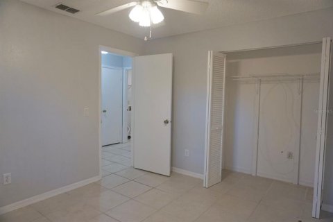 House in Lake Wales, Florida 3 bedrooms, 154.4 sq.m. № 2377861 - photo 19