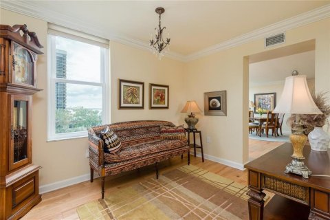 Condo in Tampa, Florida, 2 bedrooms  № 2230463 - photo 3