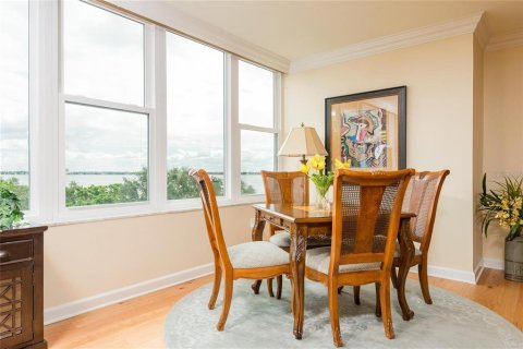 Condo in Tampa, Florida, 2 bedrooms  № 2230463 - photo 9