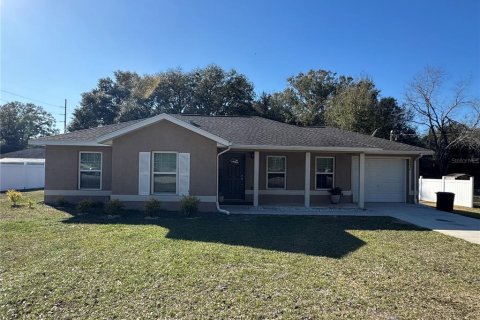 House in Summerfield, Florida 3 bedrooms, 99.59 sq.m. № 1559148 - photo 1