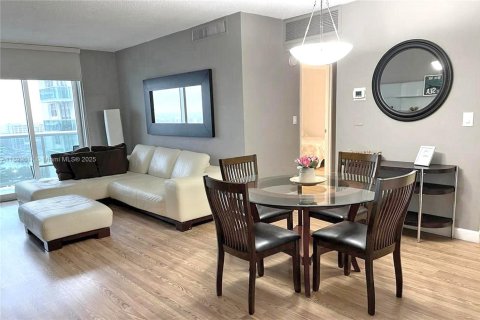 Copropriété à vendre à Hollywood, Floride: 1 chambre, 75.44 m2 № 2021691 - photo 4