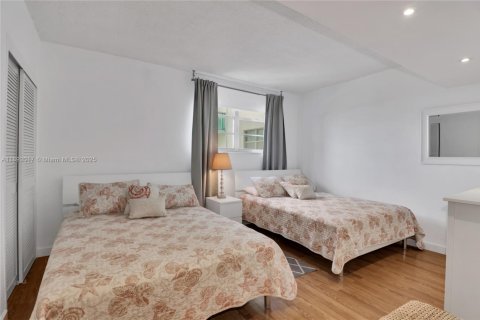 Copropriété à vendre à Hollywood, Floride: 1 chambre, 75.44 m2 № 2021691 - photo 8