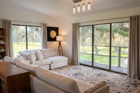 Villa ou maison à vendre à Morriston, Floride: 2 chambres, 184.32 m2 № 2402924 - photo 2