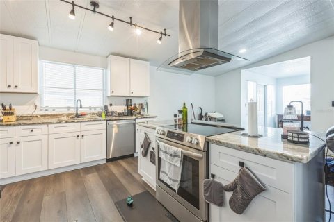 Купить виллу или дом в Лейкленд, Флорида 5 комнат, 125.05м2, № 1870681 - фото 3