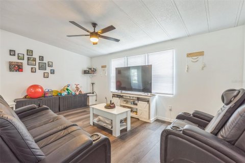 Купить виллу или дом в Лейкленд, Флорида 5 комнат, 125.05м2, № 1870681 - фото 11