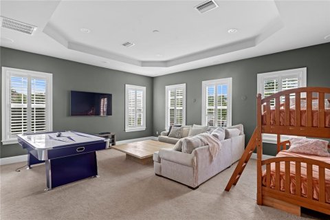 House in Saint Petersburg, Florida 5 bedrooms, 450.48 sq.m. № 1779006 - photo 27