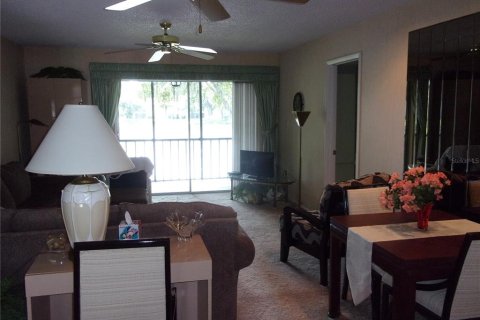 Condominio en alquiler en Oldsmar, Florida, 1 dormitorio, 97.83 m2 № 1915969 - foto 5