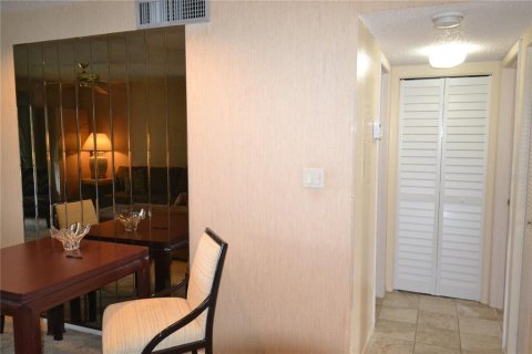 Condominio en alquiler en Oldsmar, Florida, 1 dormitorio, 97.83 m2 № 1915969 - foto 28