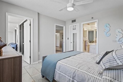 Condominio en alquiler en Port Charlotte, Florida, 2 dormitorios, 72.74 m2 № 1677343 - foto 11