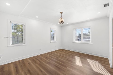 Снять в аренду виллу или дом в Майами, Флорида 2 спальни, 111.48м2, № 2005573 - фото 12