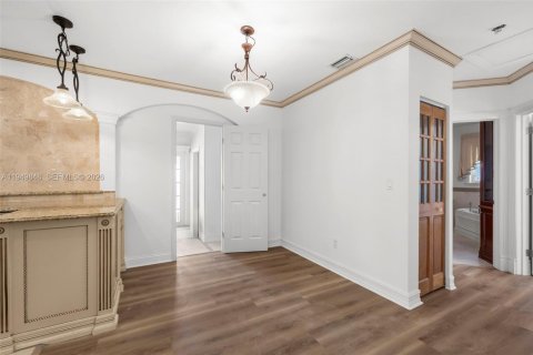 Снять в аренду виллу или дом в Майами, Флорида 2 спальни, 111.48м2, № 2005573 - фото 4