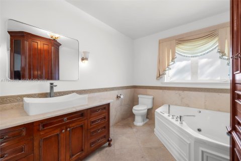 Снять в аренду виллу или дом в Майами, Флорида 2 спальни, 111.48м2, № 2005573 - фото 16