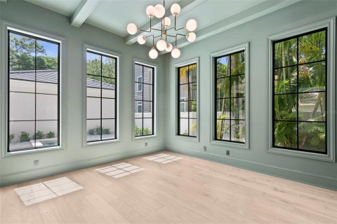 Casa en venta en Tampa, Florida, 5 dormitorios, 619.75 m2 № 2319101 - foto 17