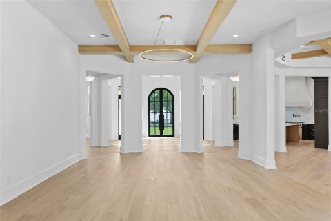 Casa en venta en Tampa, Florida, 5 dormitorios, 619.75 m2 № 2319101 - foto 14