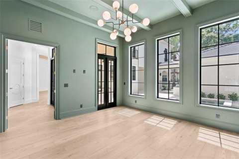 Casa en venta en Tampa, Florida, 5 dormitorios, 619.75 m2 № 2319101 - foto 18
