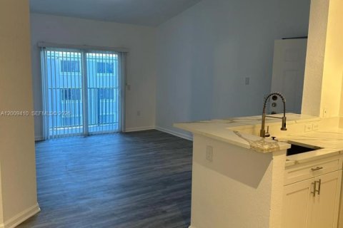Copropriété à louer à Homestead, Floride: 2 chambres, 83.15 m2 № 2170993 - photo 9