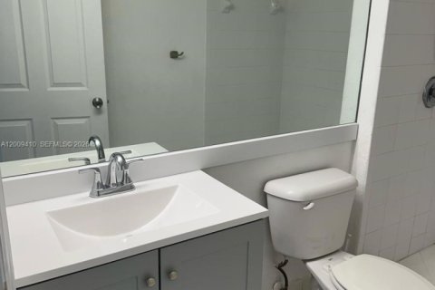 Copropriété à louer à Homestead, Floride: 2 chambres, 83.15 m2 № 2170993 - photo 12