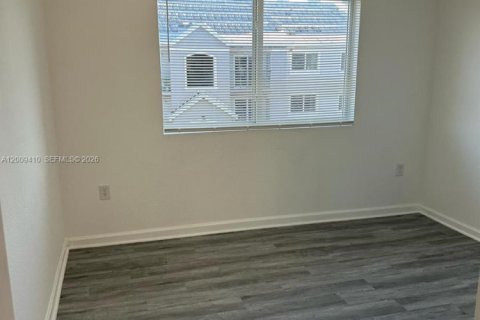 Copropriété à louer à Homestead, Floride: 2 chambres, 83.15 m2 № 2170993 - photo 3