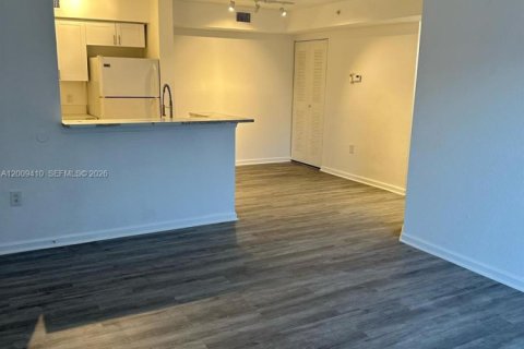 Copropriété à louer à Homestead, Floride: 2 chambres, 83.15 m2 № 2170993 - photo 2