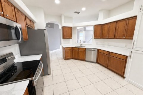 House in Tampa, Florida 4 bedrooms, 238.2 sq.m. № 2314497 - photo 7