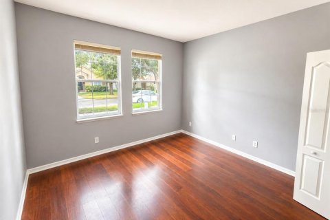 House in Tampa, Florida 4 bedrooms, 238.2 sq.m. № 2314497 - photo 18