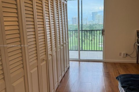 Copropriété à vendre à Aventura, Floride: 2 chambres, 121.98 m2 № 1867599 - photo 21