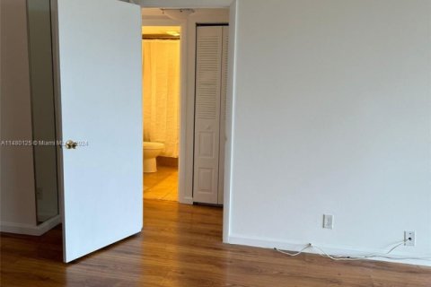 Copropriété à vendre à Aventura, Floride: 2 chambres, 121.98 m2 № 1867599 - photo 20