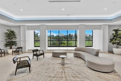 Copropriété à vendre à Aventura, Floride: 2 chambres, 121.98 m2 № 1867599 - photo 4