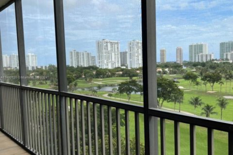 Copropriété à vendre à Aventura, Floride: 2 chambres, 121.98 m2 № 1867599 - photo 6