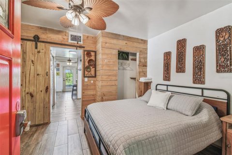 Casa en venta en Tampa, Florida, 8 dormitorios, 139.82 m2 № 1904568 - foto 28
