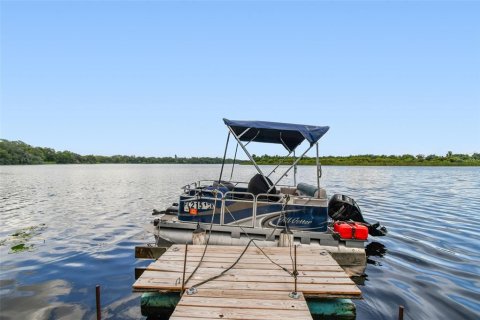 Casa en venta en Tampa, Florida, 8 dormitorios, 139.82 m2 № 1904568 - foto 13