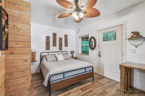 Casa en venta en Tampa, Florida, 8 dormitorios, 139.82 m2 № 1904568 - foto 29